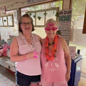 Meet your Posher, Pamela